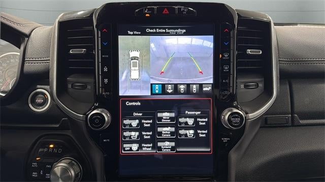 2020 RAM 1500 Laramie 4x4 Crew Cab 5'7" Box