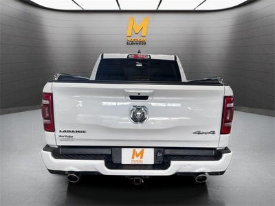 2020 RAM 1500 Laramie 4x4 Crew Cab 5'7" Box