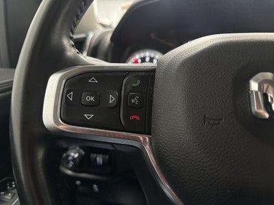 2022 RAM 1500 Laramie 4x4 Crew Cab 5'7" Box