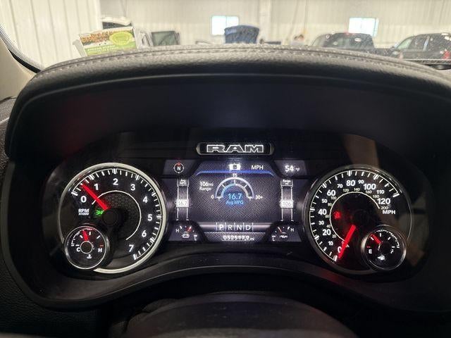 2022 RAM 1500 Laramie 4x4 Crew Cab 5'7" Box