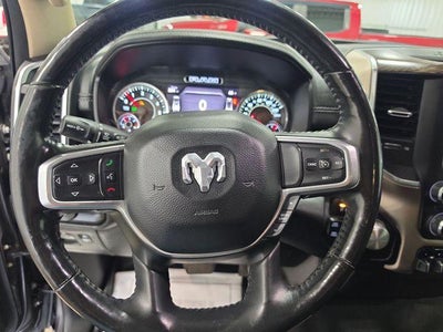 2020 RAM 1500 Laramie 4x4 Crew Cab 5'7" Box