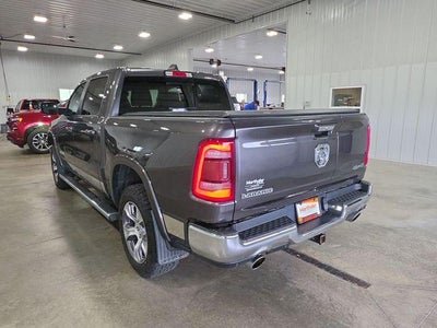 2020 RAM 1500 Laramie 4x4 Crew Cab 5'7" Box