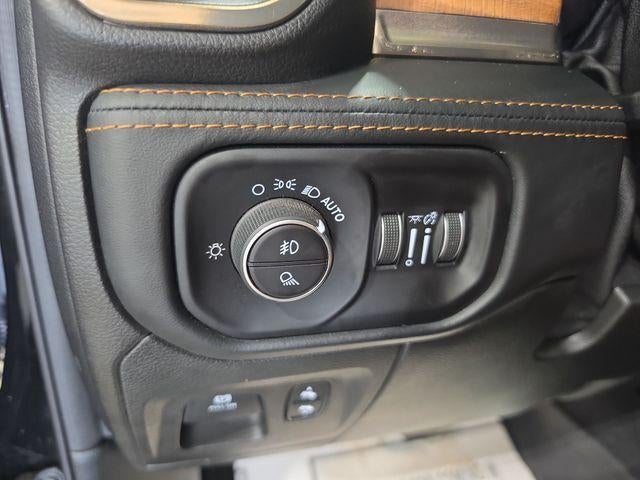 2019 RAM 1500 Longhorn 4x4 Crew Cab 5'7" Box