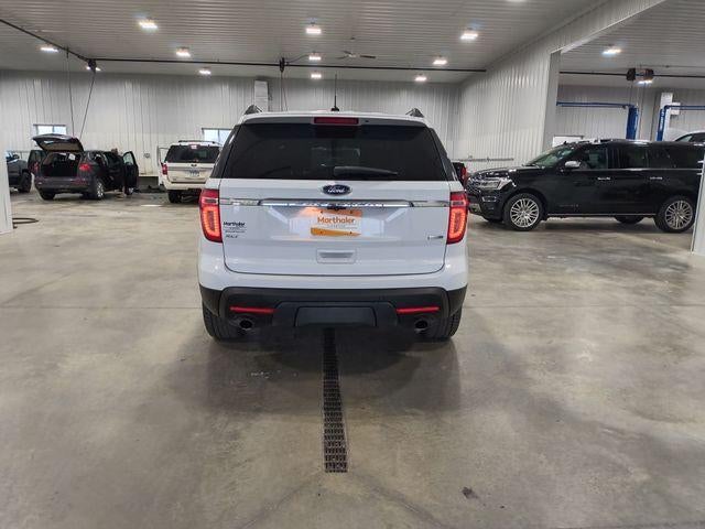 2015 Ford Explorer 4WD 4dr XLT