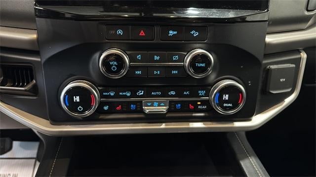 2024 Ford Expedition Max XLT 4x4