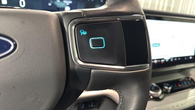 2025 Ford Expedition Max Active 4x4