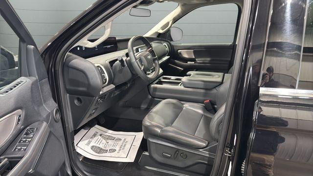 2025 Ford Expedition Max Active 4x4