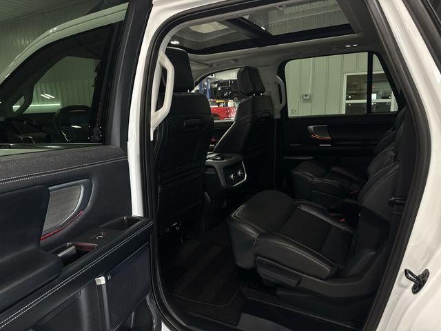 2025 Ford Expedition Max Platinum 4x4