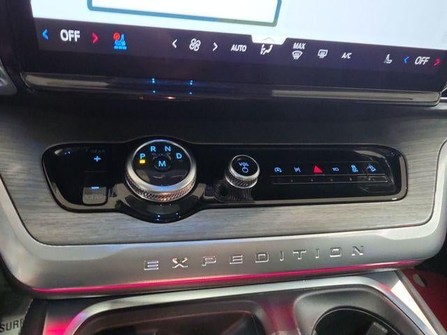 2025 Ford Expedition Max Platinum 4x4
