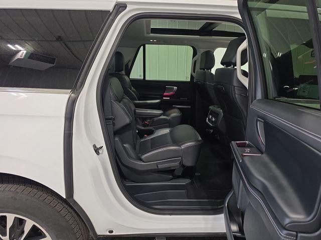 2025 Ford Expedition Max Platinum 4x4