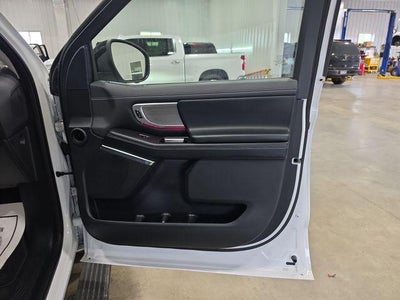 2025 Ford Expedition Max Platinum 4x4