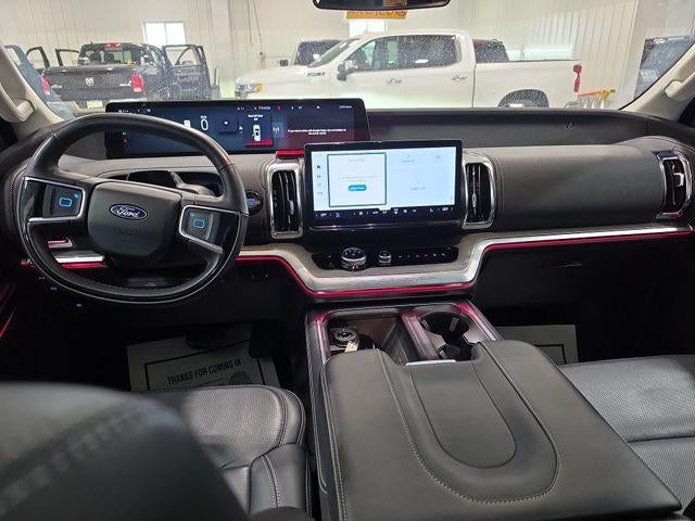 2025 Ford Expedition Max Platinum 4x4