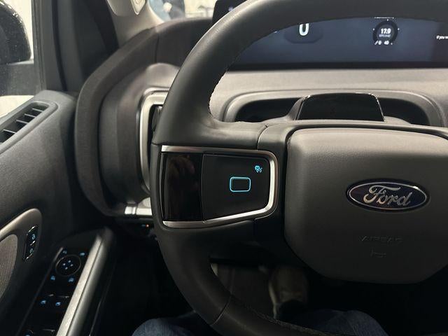 2025 Ford Expedition Active 4x4