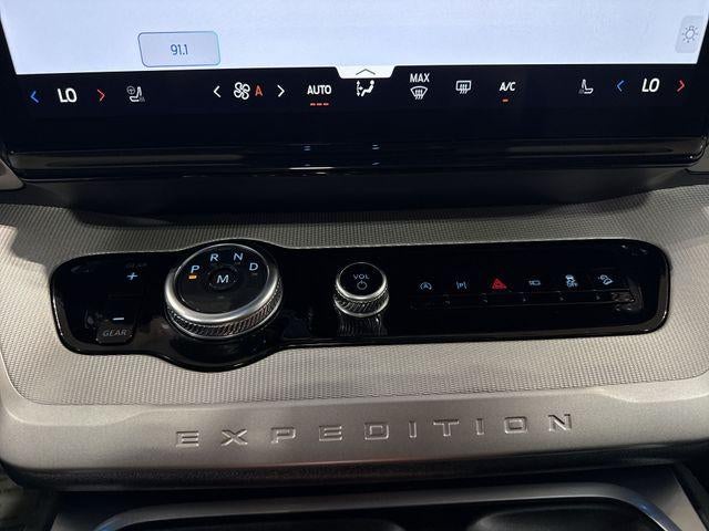 2025 Ford Expedition Active 4x4