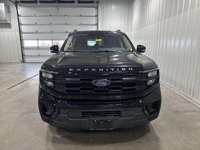 2025 Ford Expedition Active 4x4