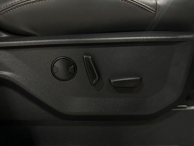 2025 Ford Expedition Active 4x4