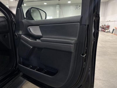 2025 Ford Expedition Active 4x4