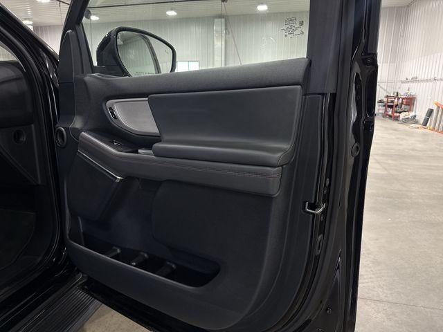 2025 Ford Expedition Active 4x4