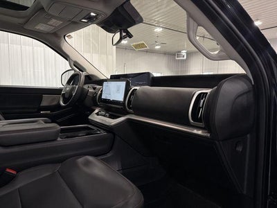 2025 Ford Expedition Active 4x4