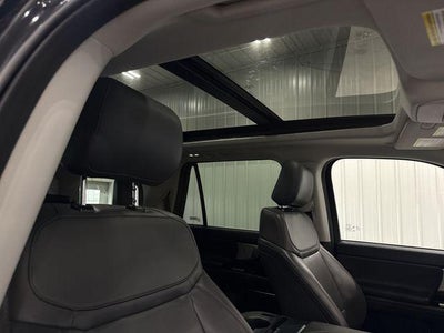 2025 Ford Expedition Active 4x4