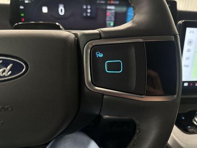 2025 Ford Expedition Active 4x4