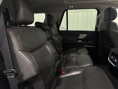 2025 Ford Expedition Active 4x4