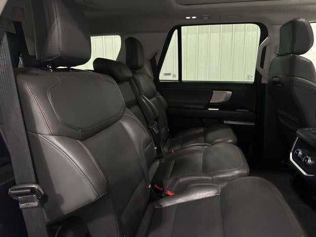 2025 Ford Expedition Active 4x4
