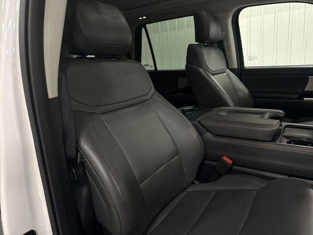 2025 Ford Expedition Active 4x4