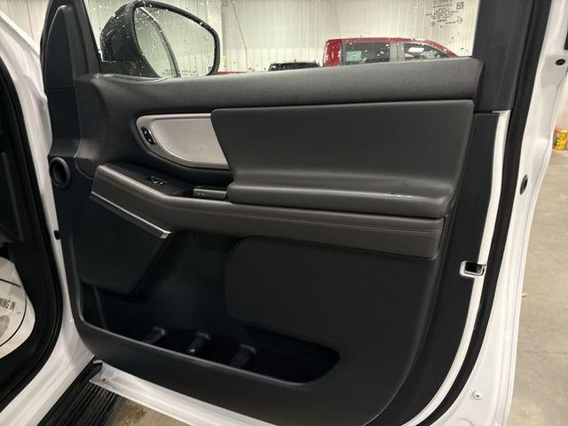 2025 Ford Expedition Active 4x4