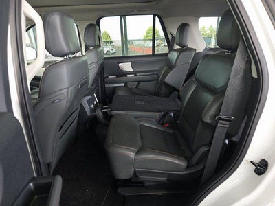 2025 Ford Expedition Active 4x4