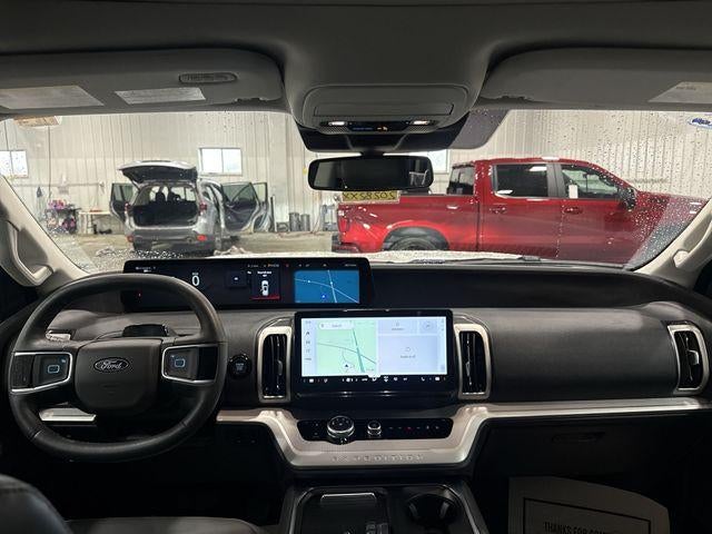2025 Ford Expedition Active 4x4