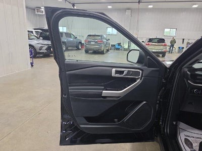 2024 Ford Explorer XLT 4WD