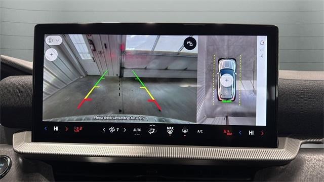 2025 Ford Explorer Platinum 4WD