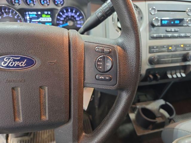 2013 Ford Super Duty F-350 SRW 4WD Crew Cab 6-3/4 Ft Box XLT