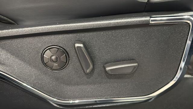 2024 Ford Super Duty F-350 SRW Platinum 4WD Crew Cab 6.75' Box