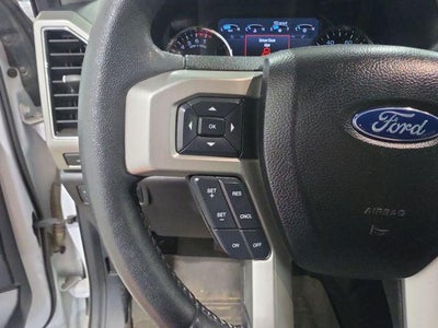 2020 Ford Super Duty F-350 SRW LARIAT 4WD Crew Cab 6.75' Box