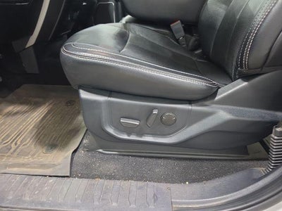 2020 Ford Super Duty F-350 SRW LARIAT 4WD Crew Cab 6.75' Box