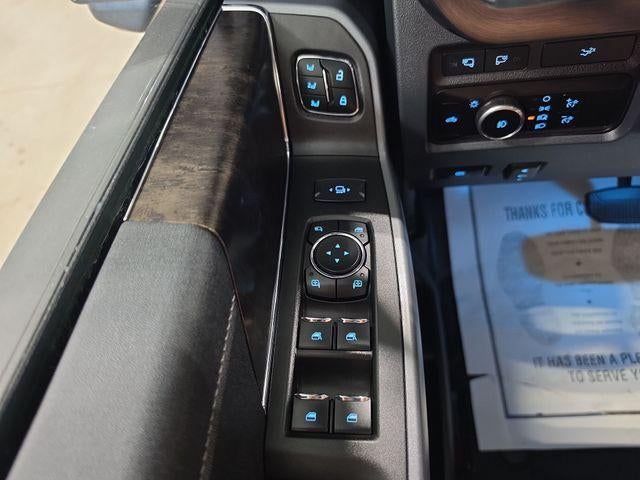 2024 Ford Super Duty F-350 SRW LARIAT 4WD Crew Cab 6.75' Box