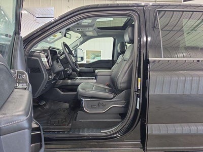 2024 Ford Super Duty F-350 SRW LARIAT 4WD Crew Cab 6.75' Box
