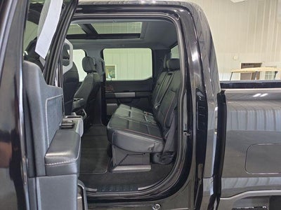 2024 Ford Super Duty F-350 SRW LARIAT 4WD Crew Cab 6.75' Box