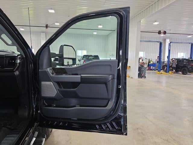 2024 Ford Super Duty F-350 SRW LARIAT 4WD Crew Cab 6.75' Box