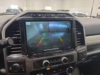 2022 Ford Super Duty F-350 SRW LARIAT 4WD Crew Cab 6.75' Box