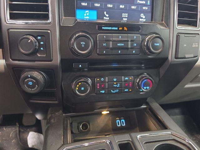 2016 Ford F-150 4WD SuperCrew 5-1/2 Ft Box XLT