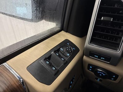 2017 Ford F-150 Lariat 4WD SuperCrew 5.5' Box