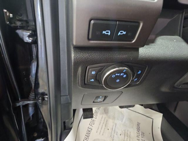 2016 Ford F-150 4WD SuperCrew 5-1/2 Ft Box XLT