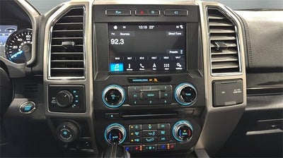 2017 Ford F-150 Platinum 4WD SuperCrew 5.5' Box