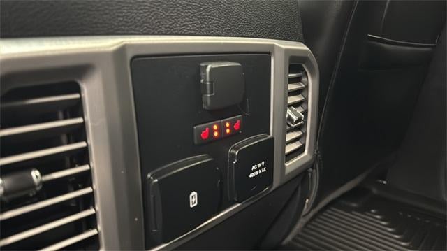 2017 Ford F-150 Platinum 4WD SuperCrew 5.5' Box