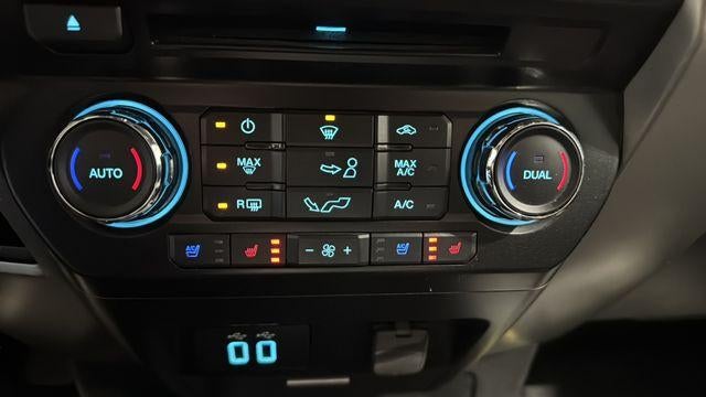 2017 Ford F-150 Lariat 4WD SuperCrew 5.5' Box