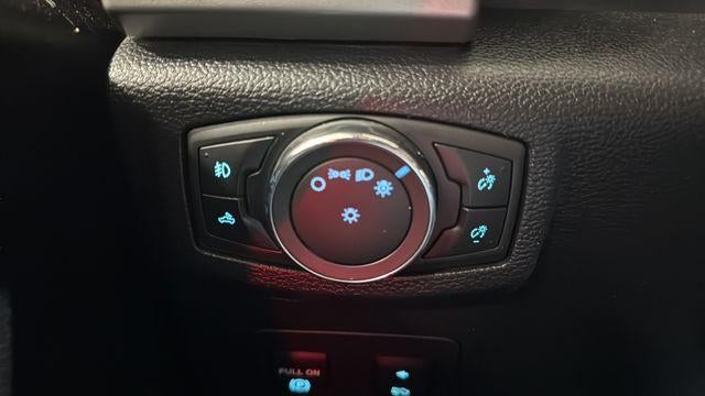 2017 Ford F-150 Lariat 4WD SuperCrew 5.5' Box