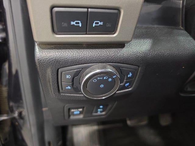 2015 Ford F-150 4WD SuperCrew 5-1/2 Ft Box Lariat